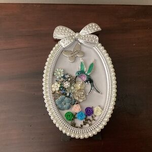 Hand crafted picture vintage jewelry art hummingbird flowers butterfly encourage